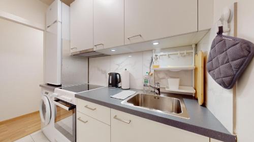 Saint-Gervais Les Bergues Apartment | Modern studio in the heart of Geneva
