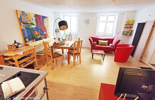 Landshut Apartment | Modern studio in the old town