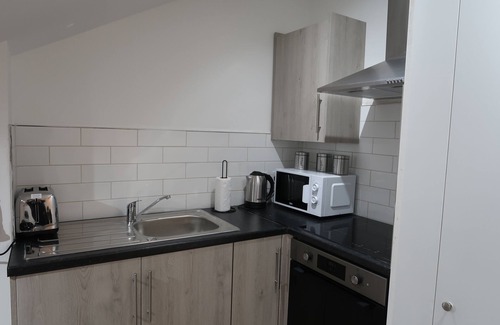Ealing Apartment | Modern Studio Retreat