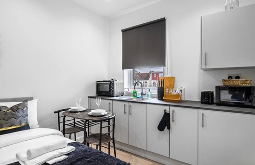 Wembley Central Apartment | Modern Studio Rooms in Wembley 4