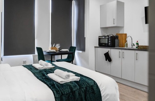 Wembley Central Apartment | Modern Studio Rooms in Wembley 1 DUP
