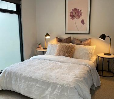 Richmond North Apartment | Modern, stylish 2 bed apartment, great location