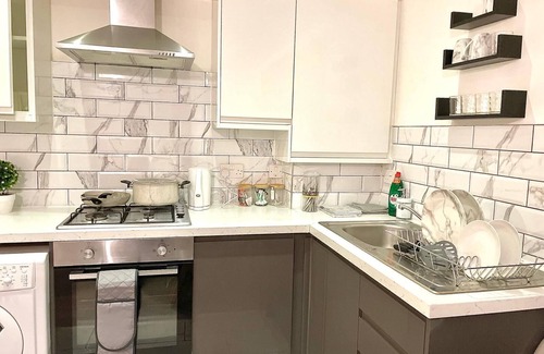 Carcroft House | Modern Stylish 3 Bedroom Detached House Doncaster