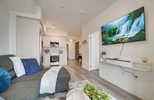 Kitchener Condo | Modern/Stylish Condo | Downtown Kitchener/Waterloo