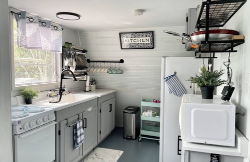 Machin Cabin | Modern Tiny Cottage on Eagle Lake with South facing Private Beach