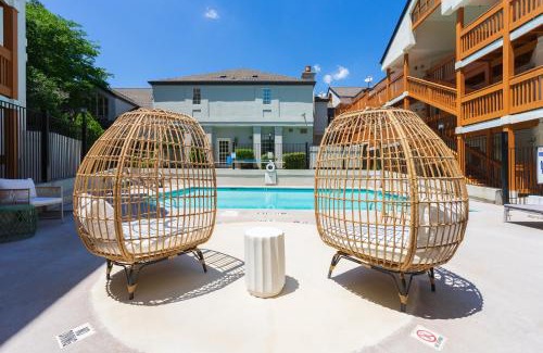 Garden Hills Apartment | Modern Urban Oasis in Prime Buckhead Atlanta
