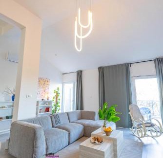 Cove Tri Zala (Zrnovo) Apartment | Modern Urban Oasis - Korčula