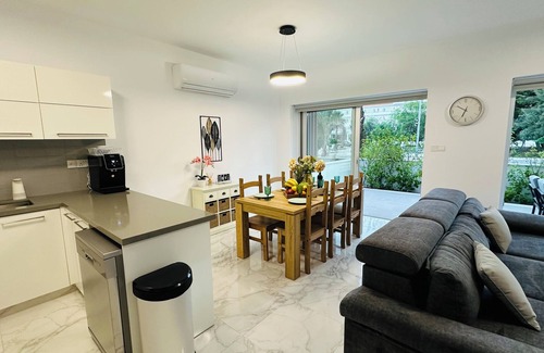 Geroskipou House | Modern Villa the Pearl, close to the beach and the centre of Paphos