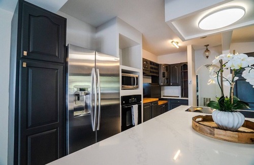 Augusta Cottage | Modern Waterfront Cottage With Heated Pool by 1000 Islands!