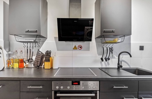 Rheinhausen Apartment | Moderne 3 Zimmer-wohnung 68m² Parken Vollausgestattet