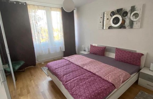Oberstadt Apartment | Moderne, gemütliche Ferienwohnung Mainz Oberstadt mit WLAN und Parkplatz for Business and Family
