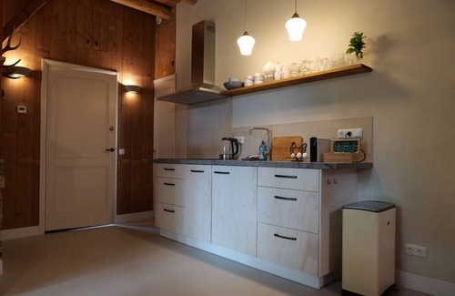 Heerde House | Moderne Loft in Rijksmonumentale Schuur op Prachtig Landgoed
