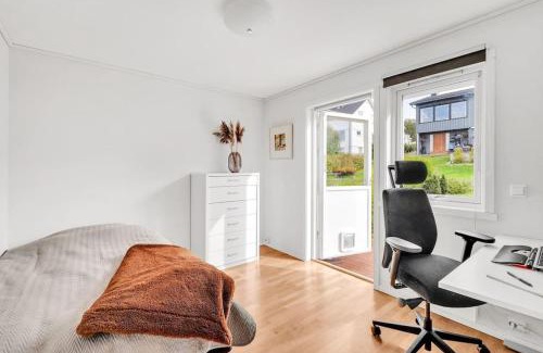 Tromsdalen Apartment | Moderne sentralt hjem