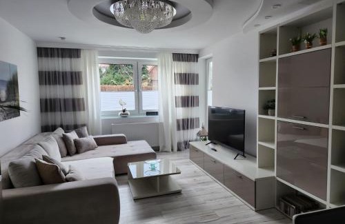 Pinneberg Apartment | Moderne Wohnug mit Terrasse