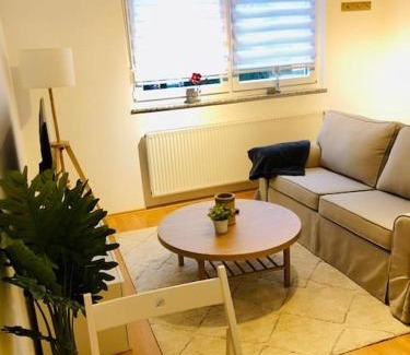 Waldstetten Apartment | Modernes Apartment mit Küche, Parkplatz, WLAN - Nähe Schwäbisch Gmünd
