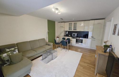 Vahrenheide Apartment | Modernes Apartment mit XL-Balkon