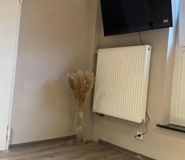 Alsdorf Apartment | Modernes Studio am Dreiländereck