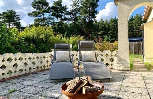 Matzlow-Garwitz House | Modernes Waldhaus am Wasser I Whirlpool I Kamin I Feuerschale