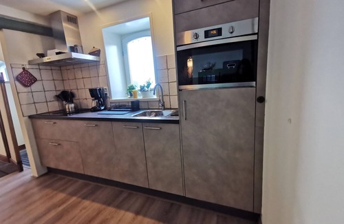 Munstergeleen House | Modernized holiday home with terrace