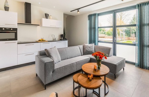 Bunde House | Modest Holiday Home in Bunde with Terrace