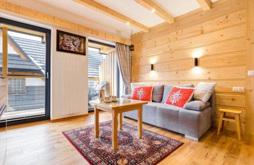 Zakopane Apartment | Modrzejewska Residence Apartament z Góralką Giewont View by RentiloPL