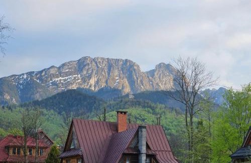 Zakopane Apartment | Modrzejewska Residence Apartament z Góralką Giewont View by RentiloPL