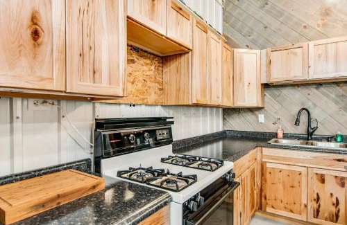 Mather House | Moe's Vineyard - Barndominium
