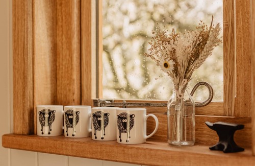Llanbedr Cottage | Moelfre - Shepherds Hut