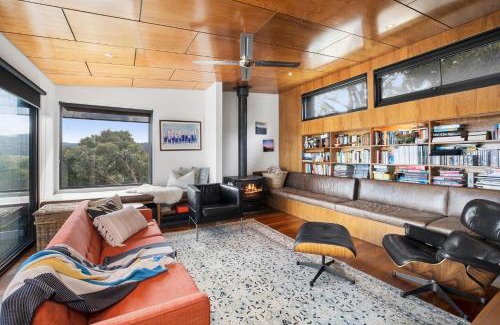 Moggs Creek House | Moggs Magic