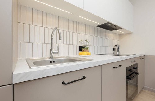 Mokotow Apartment | Mokotów Business Center B115 | Apartment | Bathtub