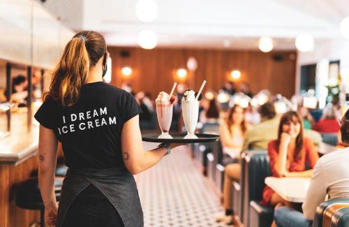 Faringdon Hotel | Mollie's Motel & Diner Oxfordshire