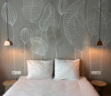 Enschede Hotel | Moloko, modern designed sleep & shower hotel in city center, Digital key by SMS