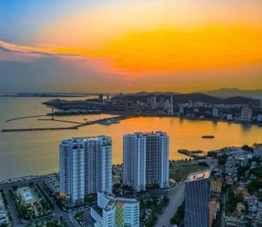 Hon Gai Apartment | Mon La Maison Sapphire Ha Long - Amazing View
