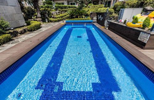 Gangjeong-dong House | Monaco Pool Pension