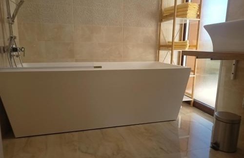 Sacele Villa | MONADIN Villa Relax & Spa