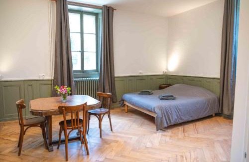 Consolation-Maisonnettes Hotel | Monastère du Val de Consolation