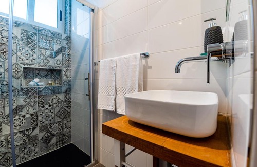 Paola House | Monreal Boutique Townhouse - R024RM2