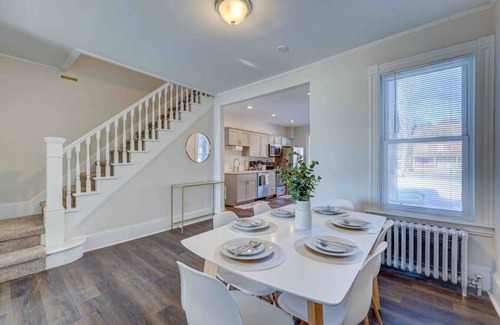 Stroudsburg House | Monroe22 · BrickStone Lodge-Boho Style home near Main St-B