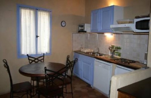 Montaren-et-Saint-Mediers Apartment | Montaren Et Saint Mediers: LIST LAVENDER studio in Farmhouse of XVIIIème with made safe heated swimming pool and Spa close to UZES