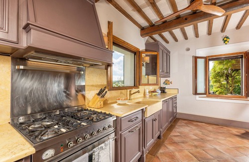 Buonconvento Villa | Montalcino/Val D'Orcia, Panoramic villa, pool, 8 pax, beautifully designed
