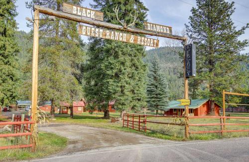 De Borgia House | Montana Cabin Day Trip to Glacier Natl Park!