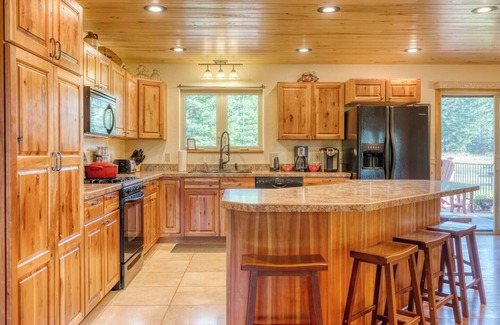Kalispell Cabin | Montana Mountain Getaway - Cabin in the Foothills