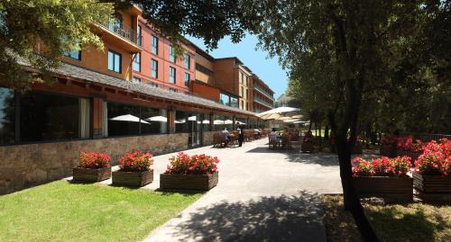Seva Hotel | Montanyà