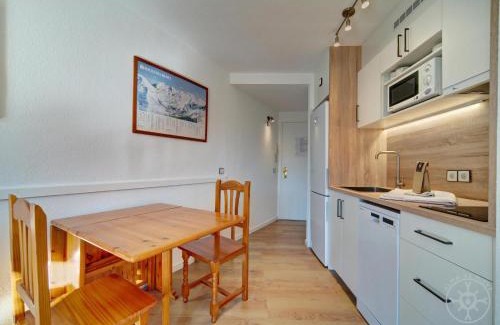 Baqueira Apartment | MONTARTO de Alma de Nieve