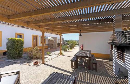 Camarate House | Monte do Tanoeiro - Casa da Barrica