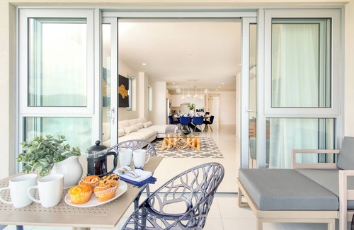Montego Bay Apartment | Montego Bay Oasis: Luxe Retreat with Pool & Ocean Views!
