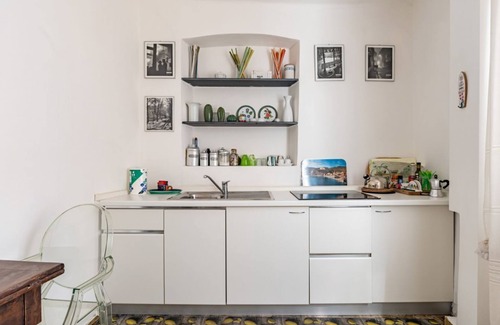 Borgo Antico Apartment | Monterosso al Mare! Seview Roomy Flat x4