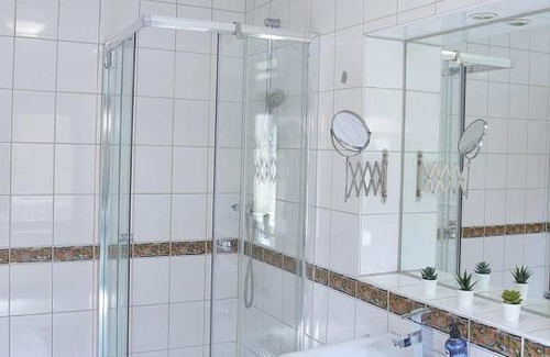 Voelklingen Apartment | Monteurzimmer, Monteurwohnung, Apartment zentral in Völklingen, WLAN, Netflix