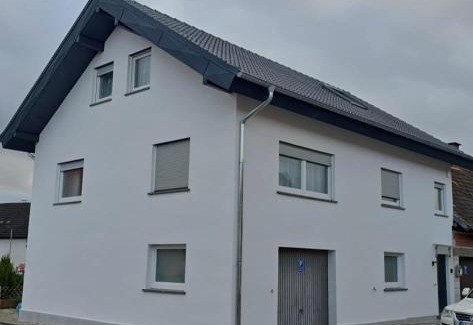 Rheinmunster Apartment | Monteurzimmermit Gemeinschafst Bad-Küche- AM RHEIN