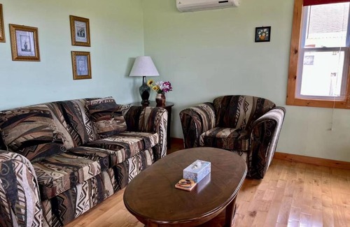 Cavendish House | Montgomery Cavendish Cottages